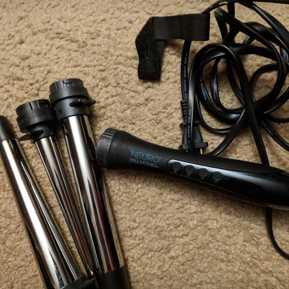 Paul Mitchell neuro curling wand